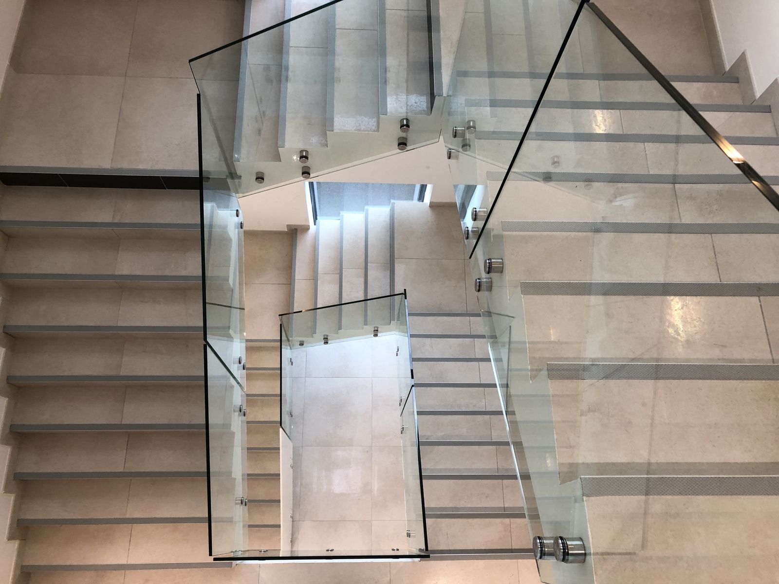 Réalisation bâtiment SNK Distrib 10