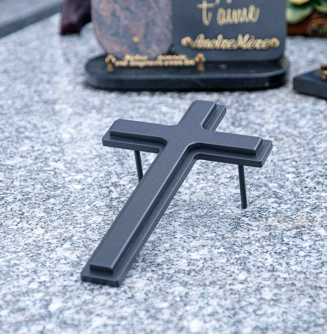 Croix métal
